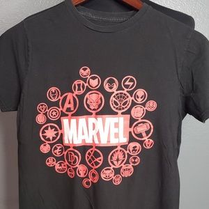 Marvel Comics Black Small PreOwned T-Shirt-Marvel Superheroes